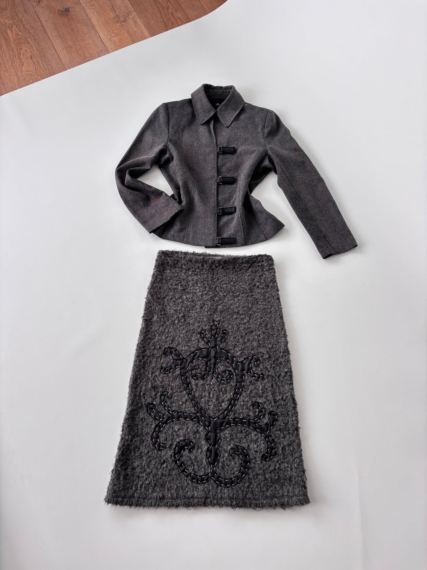 Megan Salmon Appliqué Skirt