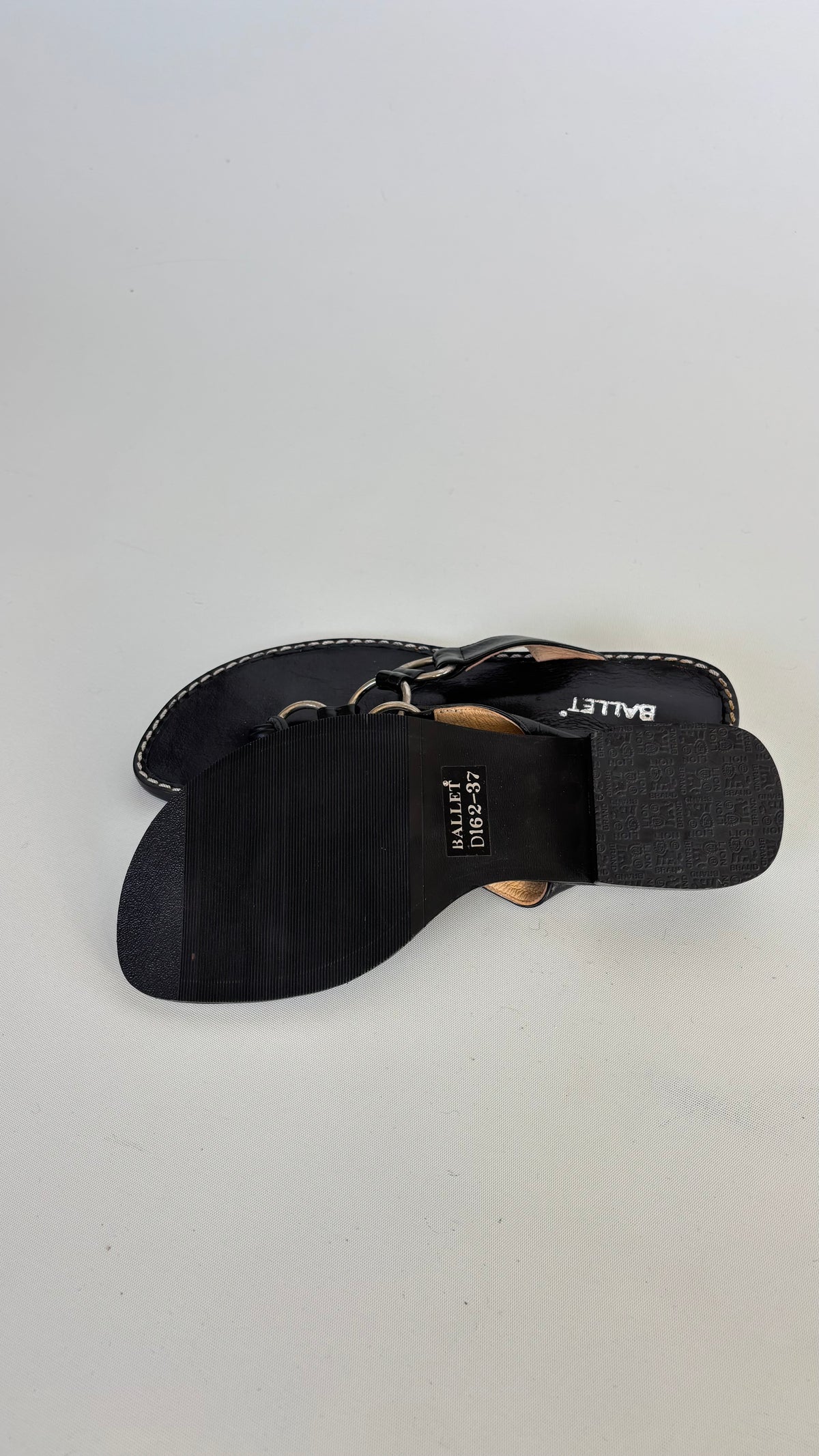 Ballet Leather Sandals (37)