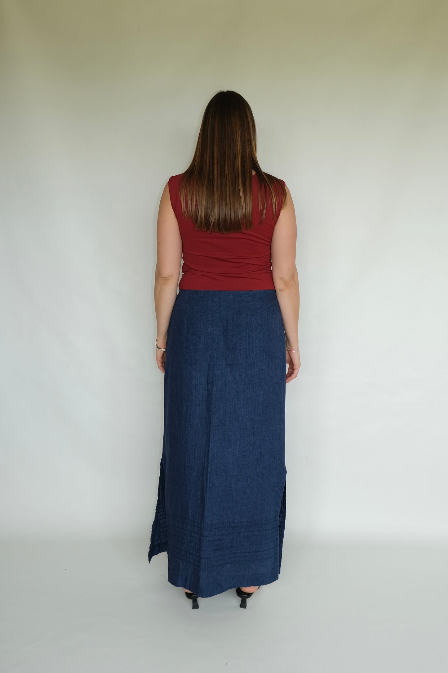 Italics Linen Skirt