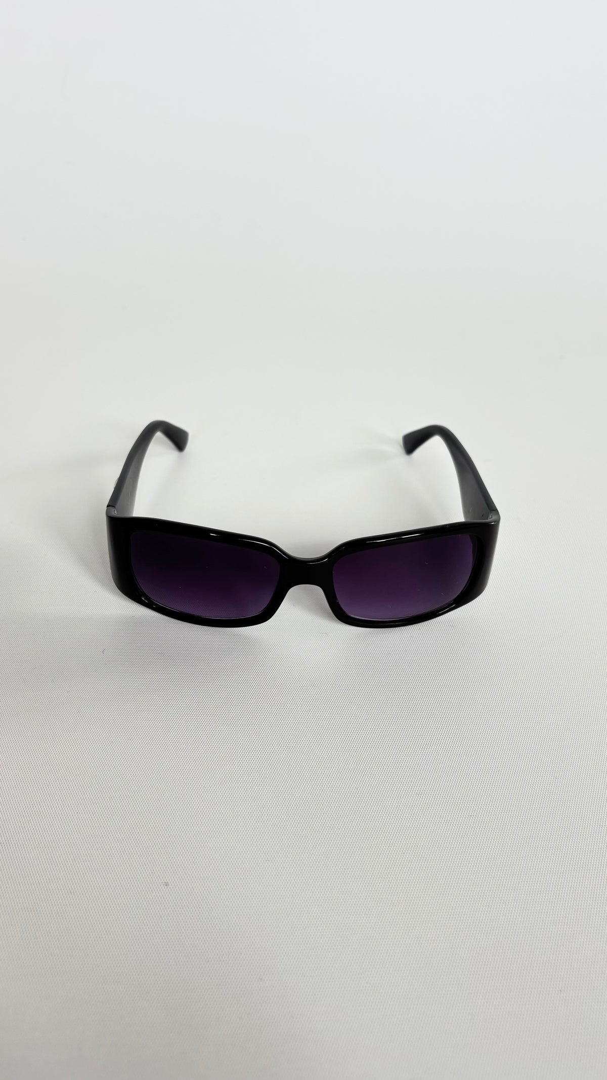 VG 2000’s Sunglasses