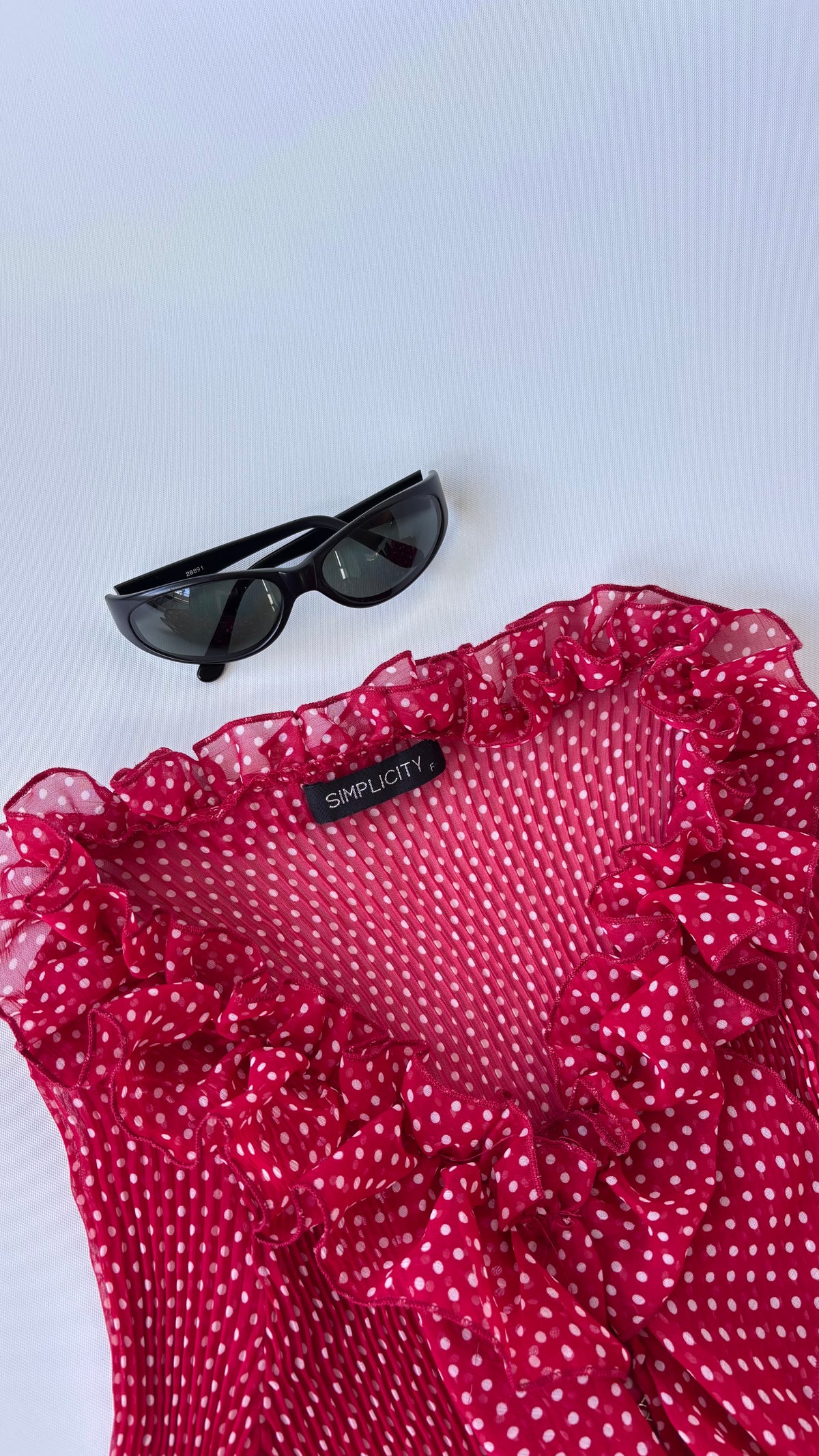 Simplicity Pleats Polkadot Top
