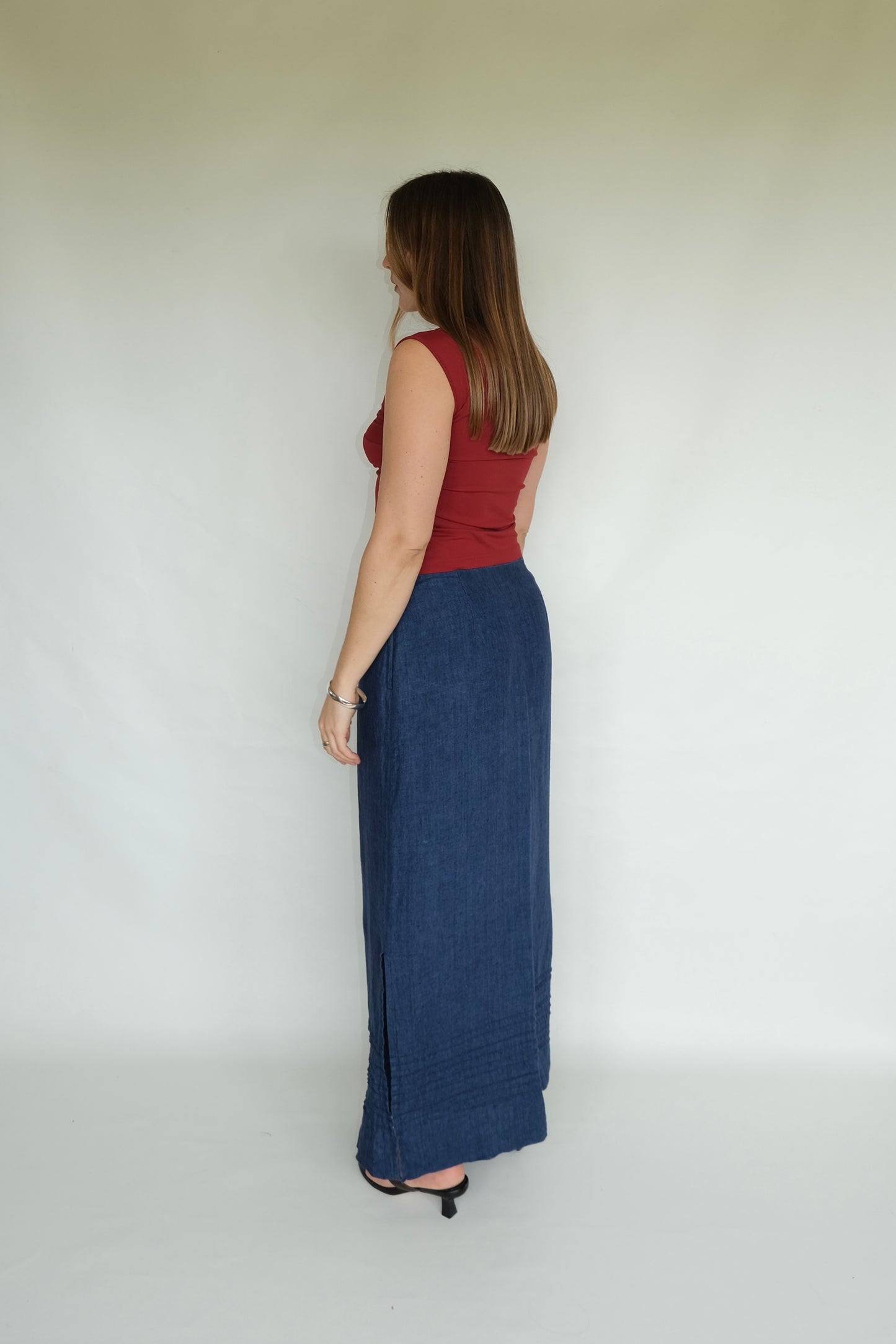 Italics Linen Skirt