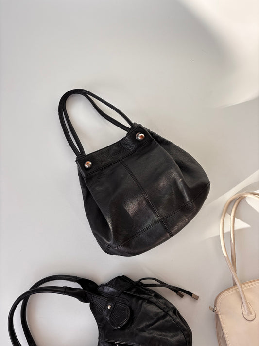 2000’s Ecco Leather Slouch Bag