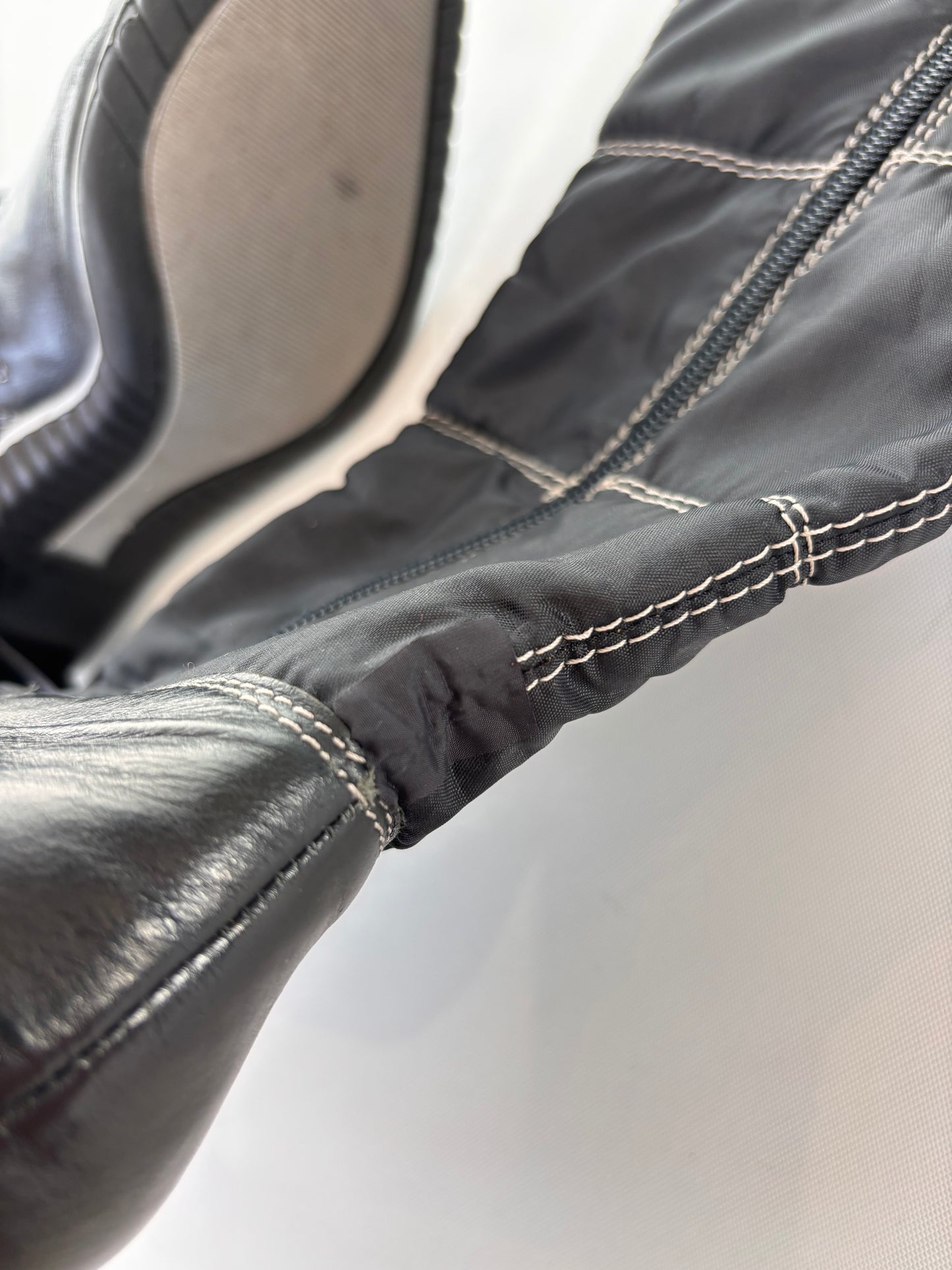 Don Diego Pointed Quilt Leather Boots size (7.5/8)
