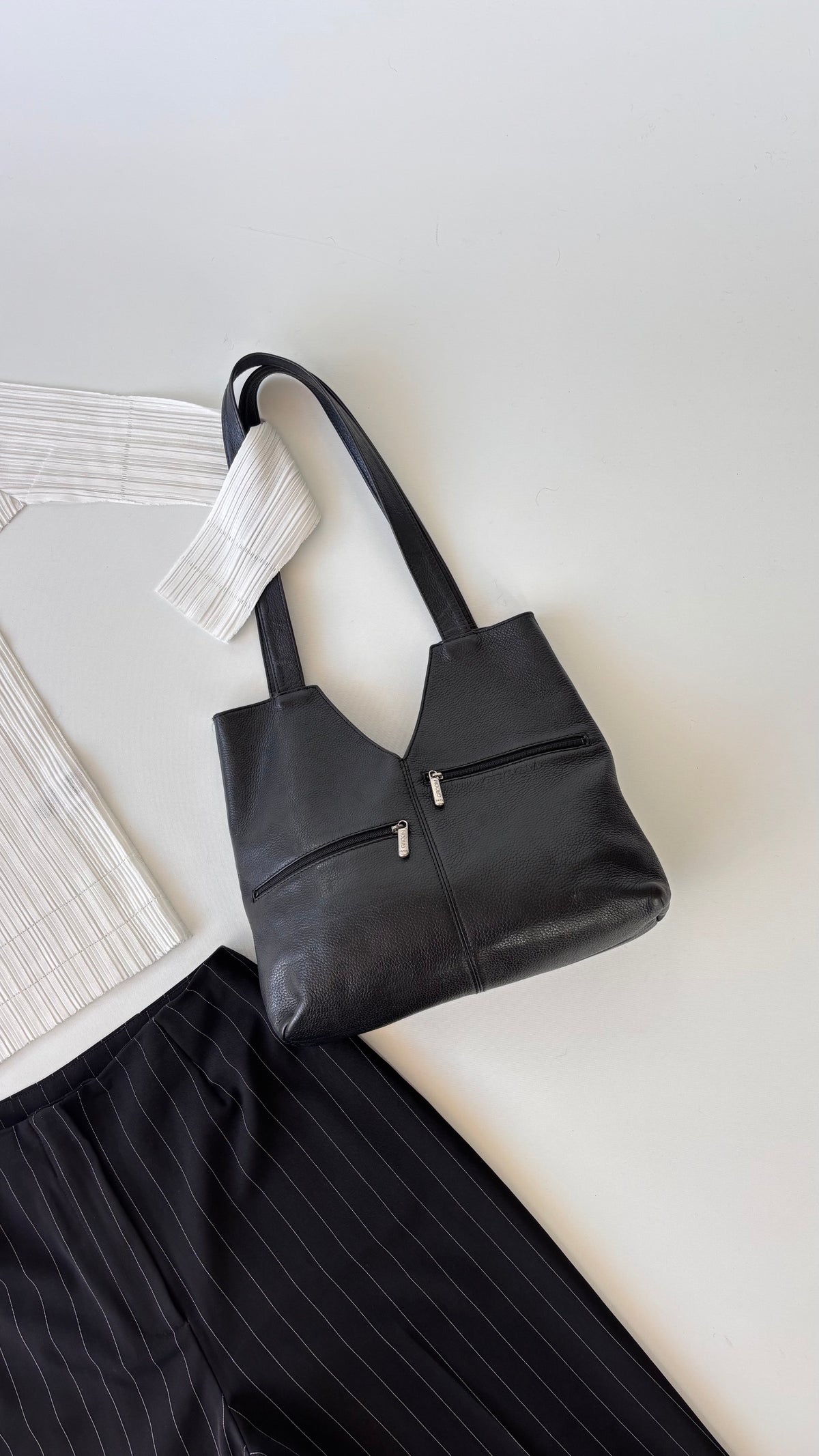 Groom Paris 90’s Leather Bag