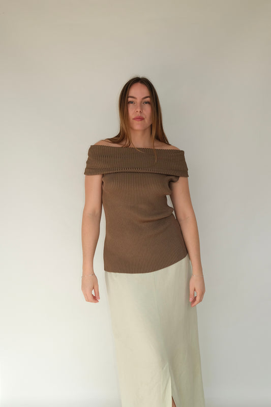 Apart Ribbed Top