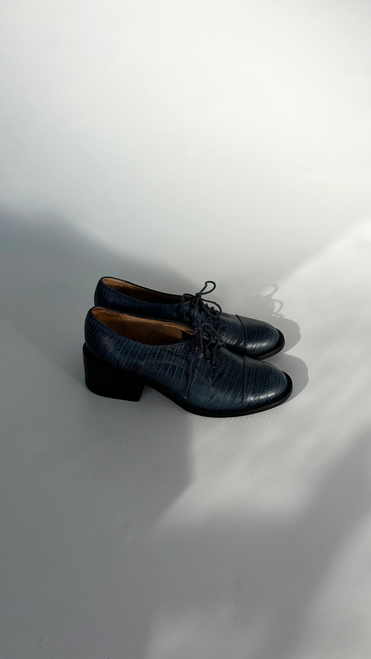 Minnie Cooper Lace Up Oxfords (38)